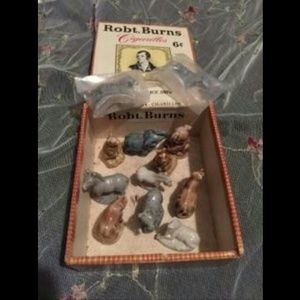 12 vintage wade England rose tea figurines